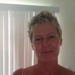 Meet your Posher, Mercedes